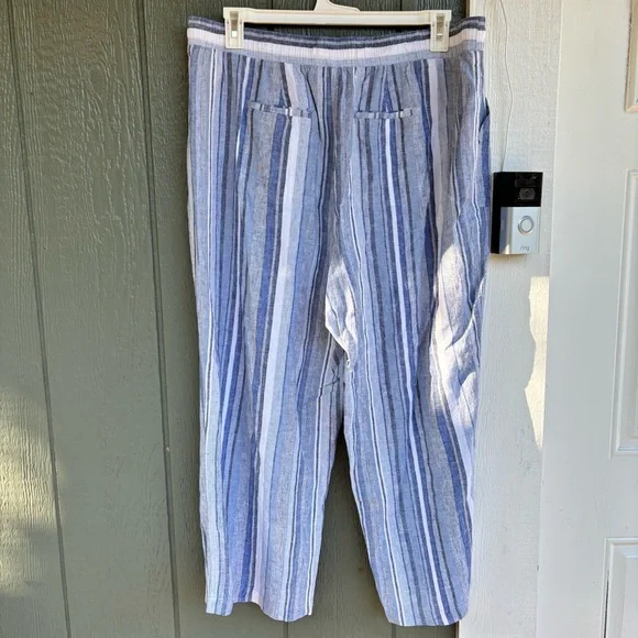 Cato Women’s Plus 22/24W Striped Linen Blend Cropped Pants - Picture 4 of 8